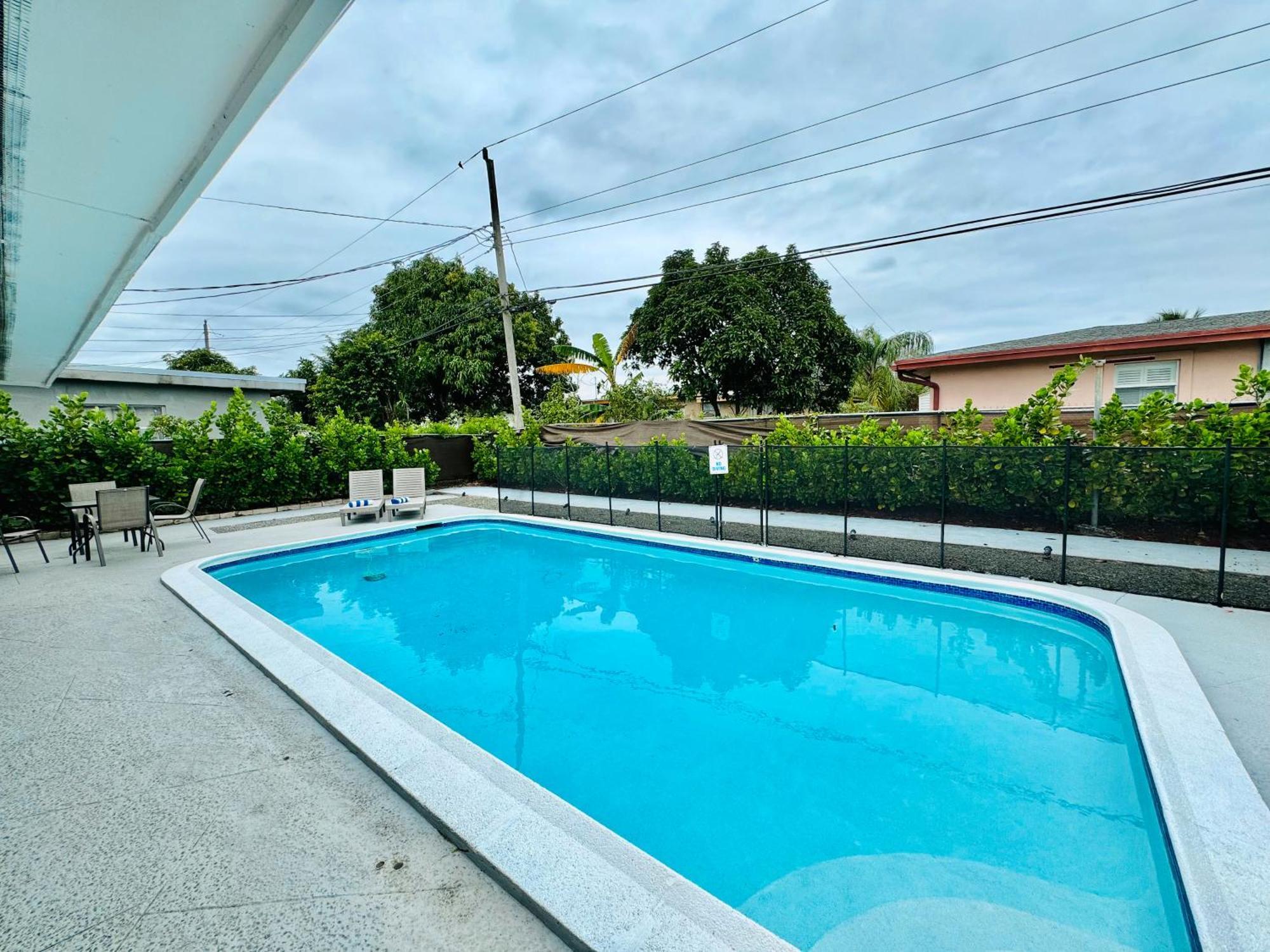 Tropical Pool Courtyard & Garden View Hébergement de vacances Fort Lauderdale