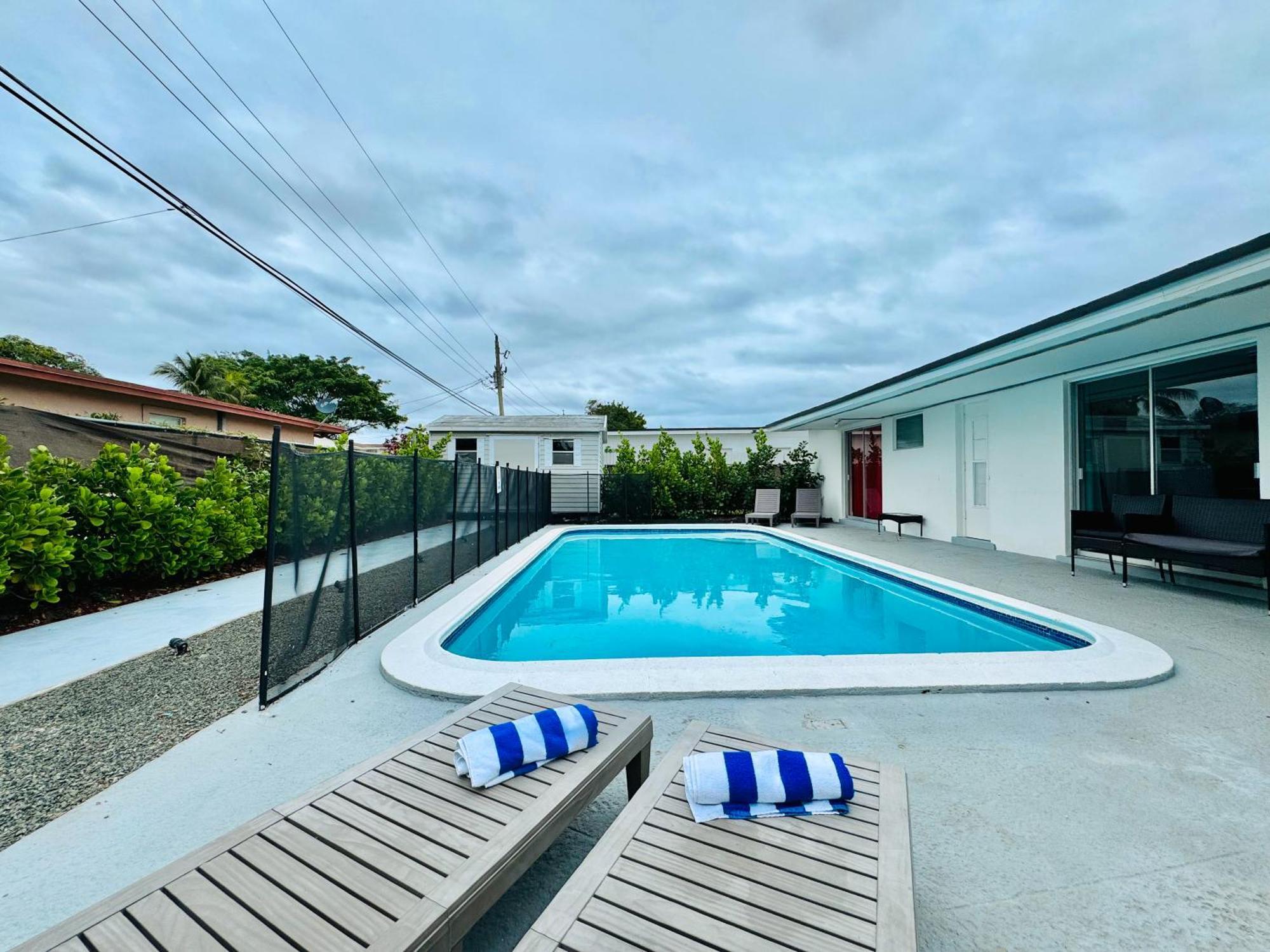 Hébergement de vacances Tropical Pool Courtyard & Garden View Fort Lauderdale